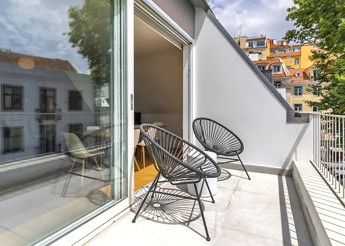 Penthouse On The Tagus In Alfama By Lovelystay *