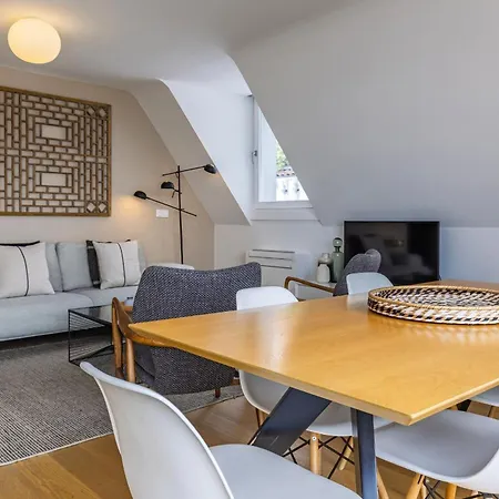 Penthouse On The Tagus In Alfama By Lovelystay *