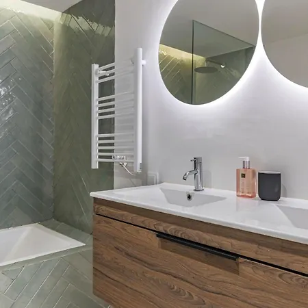 Penthouse On The Tagus In Alfama By Lovelystay *