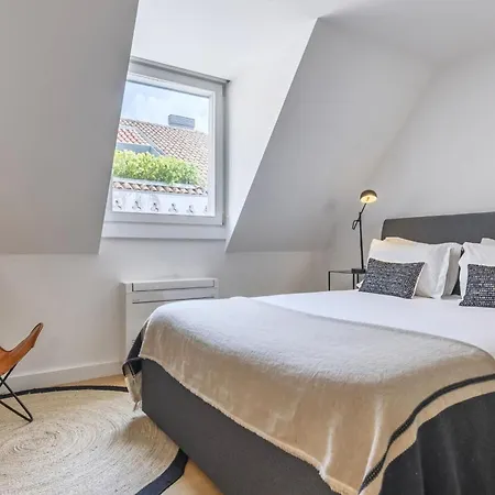 아파트 Penthouse On The Tagus In Alfama By Lovelystay 리스본