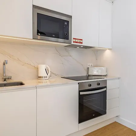 아파트 Lovelystay - Penthouse On The Tagus In Alfama *