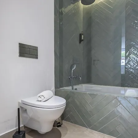 Lovelystay - Penthouse On The Tagus In Alfama 아파트 리스본